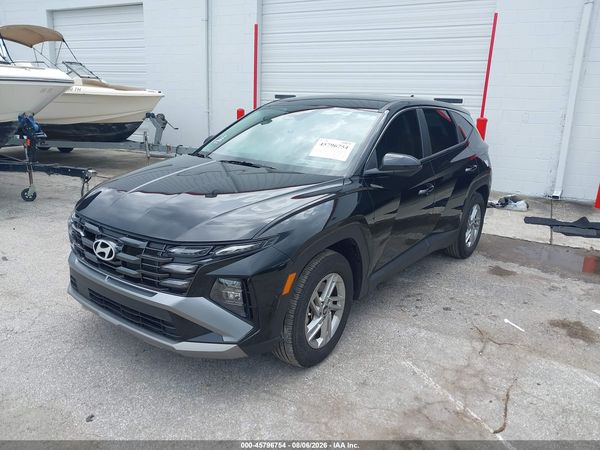 2025 HYUNDAI TUCSON SE