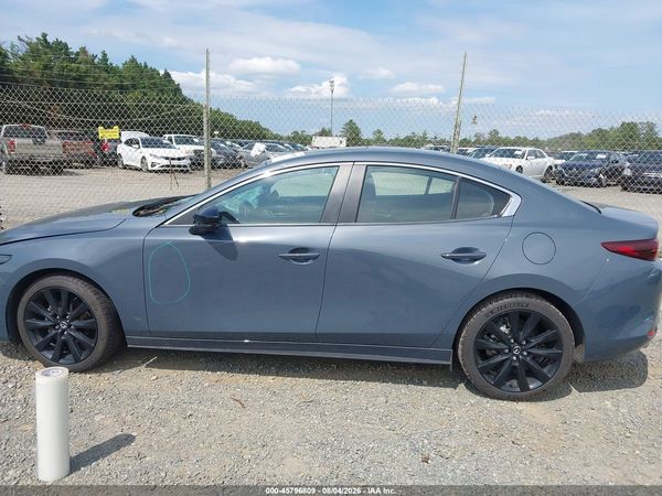 2022 MAZDA MAZDA3 CARBON EDITION