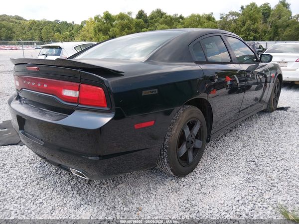 2014 DODGE CHARGER SE