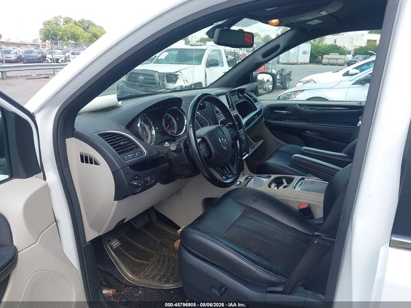 2019 DODGE GRAND CARAVAN SXT — I5