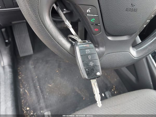 2017 KIA FORTE LX