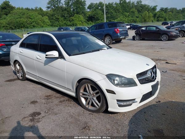 2013 MERCEDES-BENZ C 300 SPORT 4MATIC