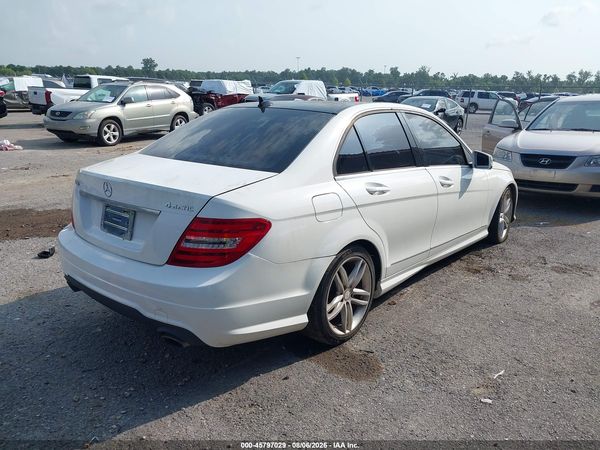 2013 MERCEDES-BENZ C 300 SPORT 4MATIC