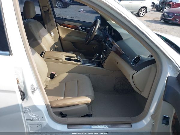 2013 MERCEDES-BENZ C 300 SPORT 4MATIC