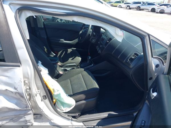 2017 KIA FORTE LX