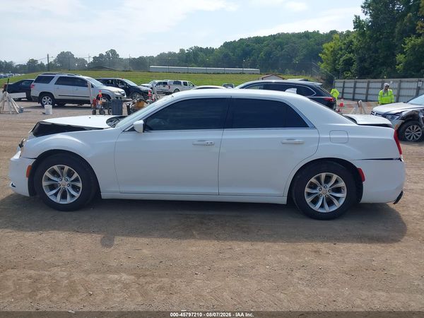 2015 CHRYSLER 300