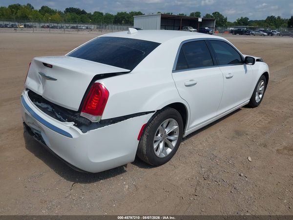 2015 CHRYSLER 300 LIMITED