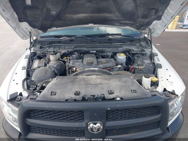 2017 RAM 3500 TRADESMAN  4X4 8' BOX
