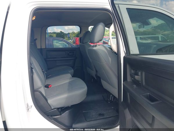 2017 RAM 3500 TRADESMAN  4X4 8' BOX
