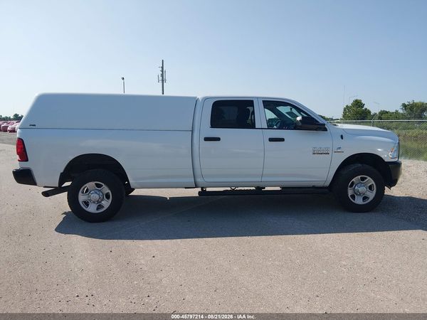 2017 RAM 3500 TRADESMAN  4X4 8' BOX