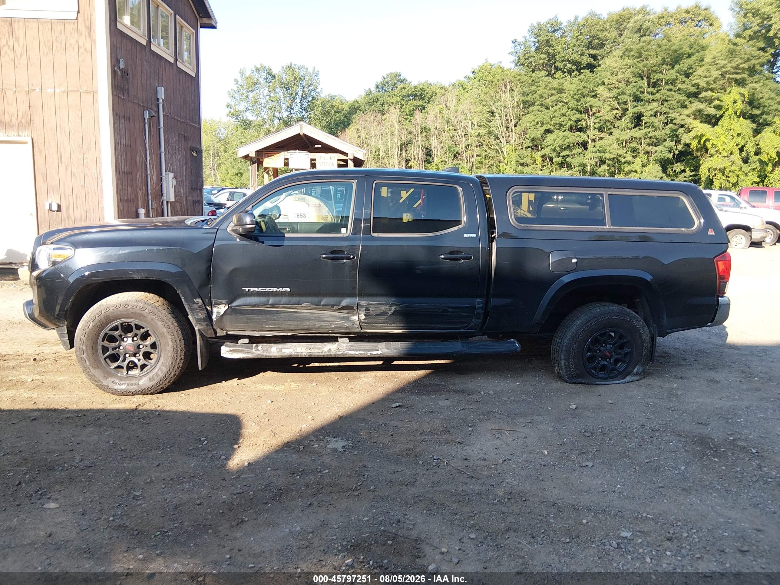 2020 TOYOTA TACOMA SR5 V6