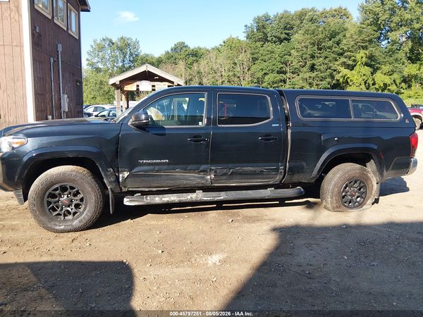 2020 TOYOTA TACOMA SR5 V6
