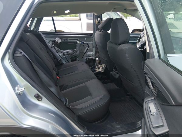 2021 SUBARU OUTBACK Base