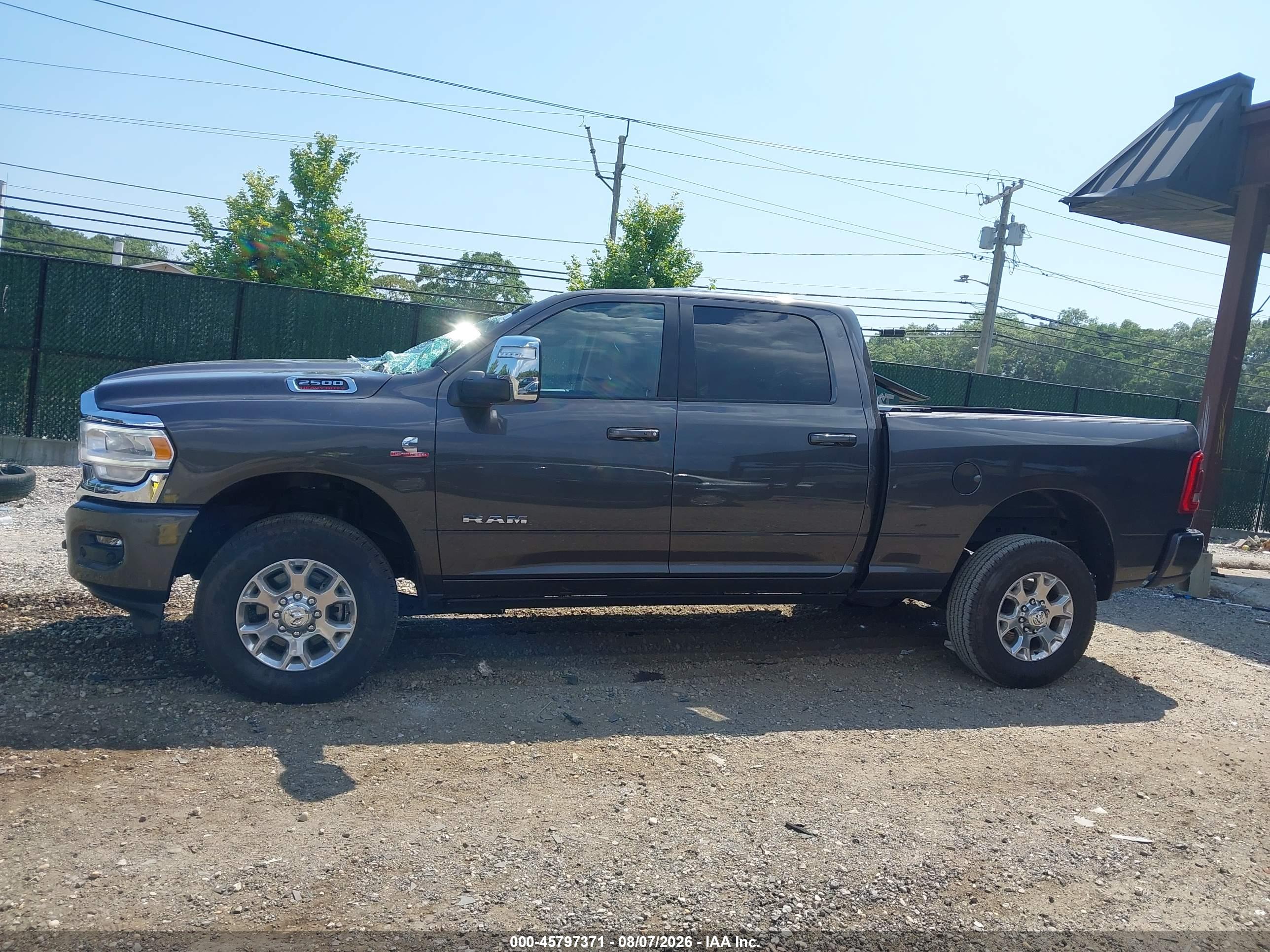 2024 RAM 2500 LARAMIE  4X4 6'4 BOX