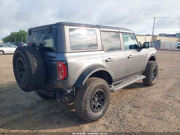 2022 FORD BRONCO OUTER BANKS — I4