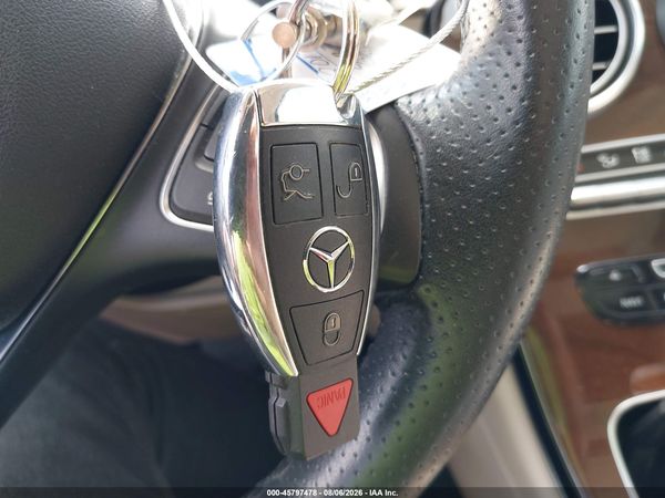 2017 MERCEDES-BENZ GLC 300 4MATIC