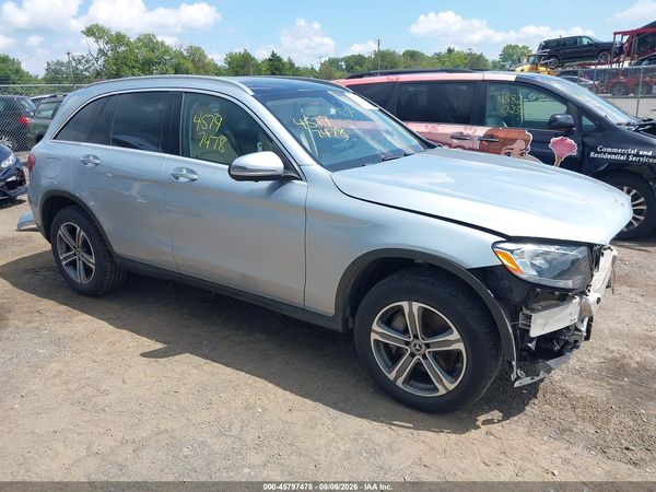 2017 MERCEDES-BENZ GLC 300 4MATIC