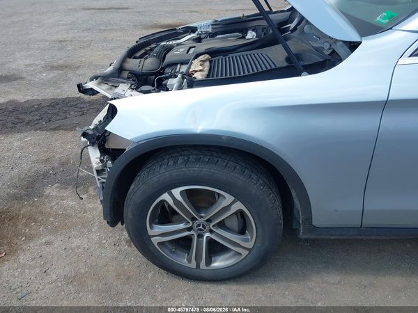 2017 MERCEDES-BENZ GLC 300 4MATIC