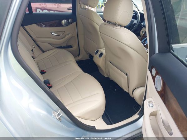 2017 MERCEDES-BENZ GLC 300 4MATIC