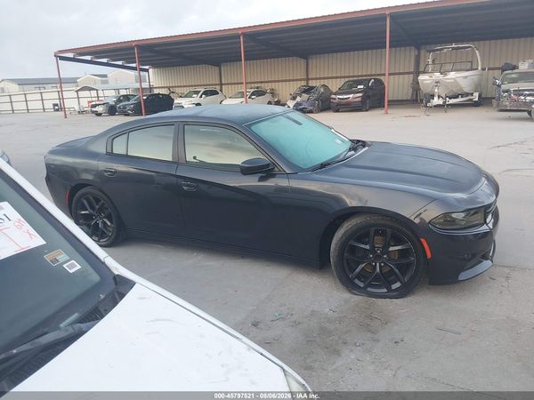 2016 DODGE CHARGER SXT