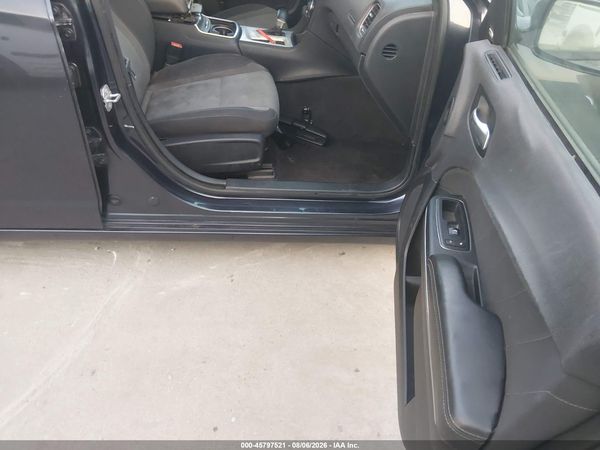 2016 DODGE CHARGER SXT
