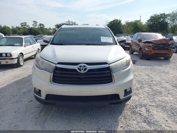 2016 TOYOTA HIGHLANDER XLE V6