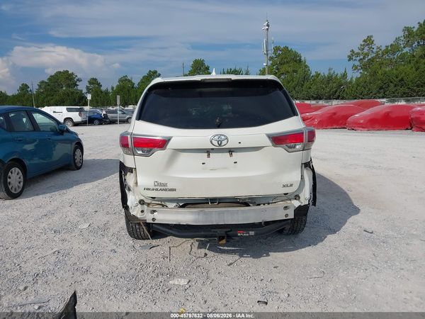 2016 TOYOTA HIGHLANDER XLE V6