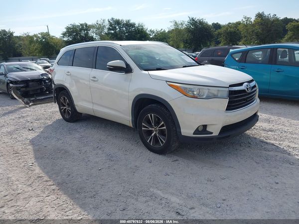 2016 TOYOTA HIGHLANDER XLE V6