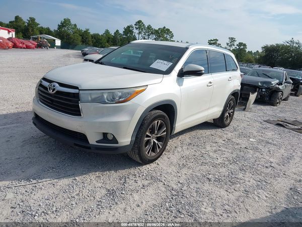 2016 TOYOTA HIGHLANDER XLE V6