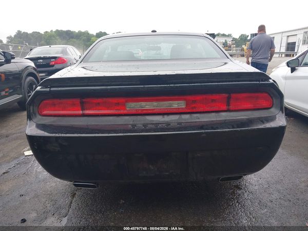 2014 DODGE CHALLENGER SXT