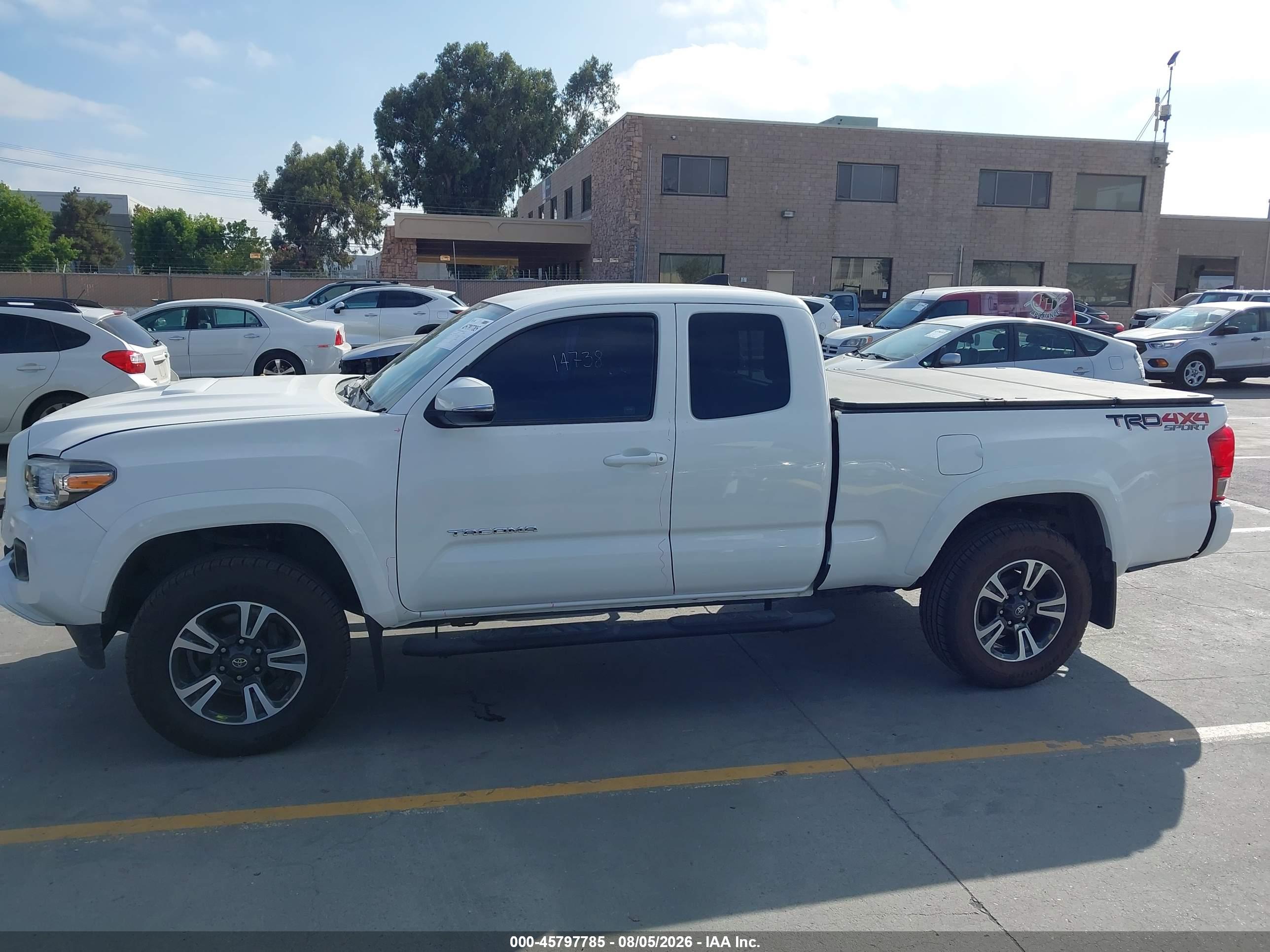 2017 TOYOTA TACOMA TRD SPORT