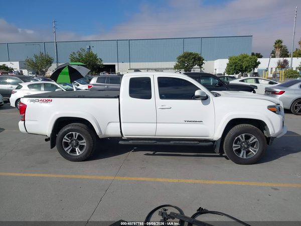 2017 TOYOTA TACOMA TRD SPORT