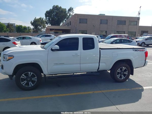 2017 TOYOTA TACOMA TRD SPORT