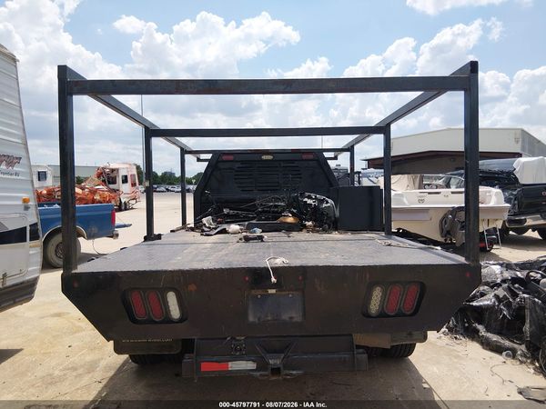 2022 RAM 3500 CHASSIS TRADESMAN/SLT