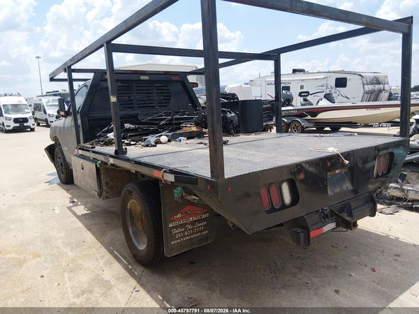 2022 RAM 3500 CHASSIS TRADESMAN/SLT