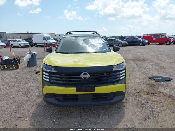 2025 NISSAN KICKS SR FWD — I115