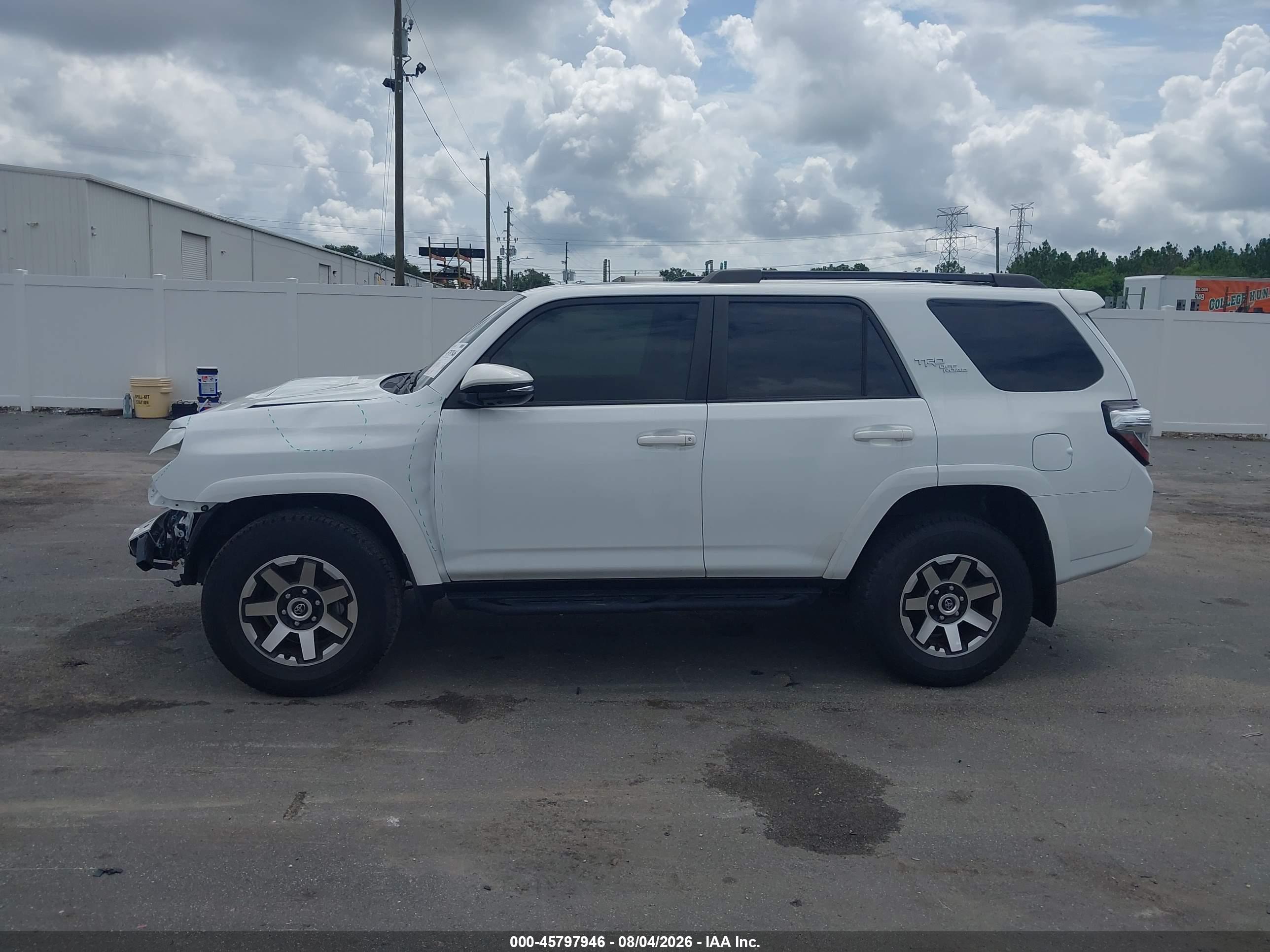2024 TOYOTA 4RUNNER TRD OFF ROAD PREMIUM