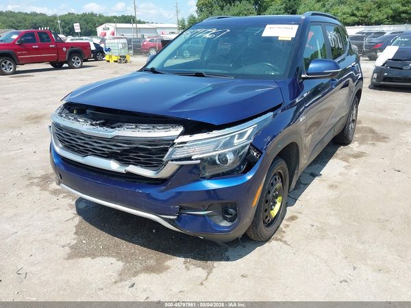 2021 KIA SELTOS EX