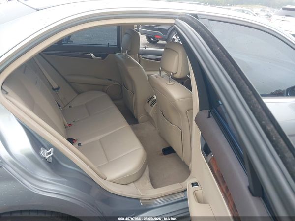 2013 MERCEDES-BENZ C 300 SPORT 4MATIC