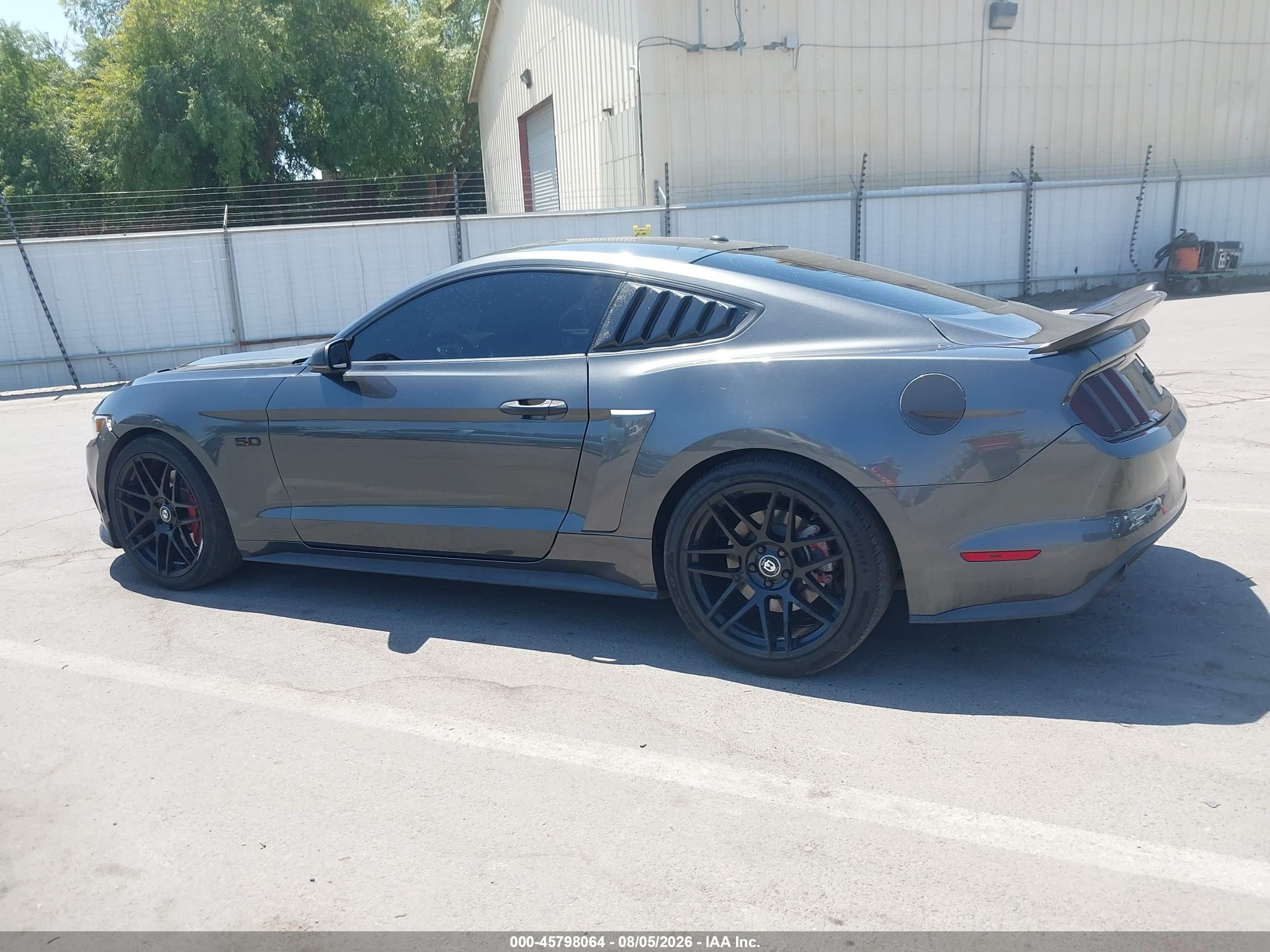 2017 FORD MUSTANG GT PREMIUM