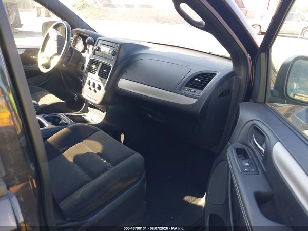 2015 DODGE GRAND CARAVAN SXT — I5