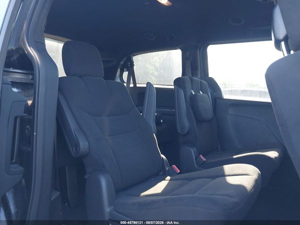 2015 DODGE GRAND CARAVAN SXT — I8