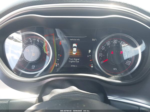 2016 DODGE CHALLENGER SXT