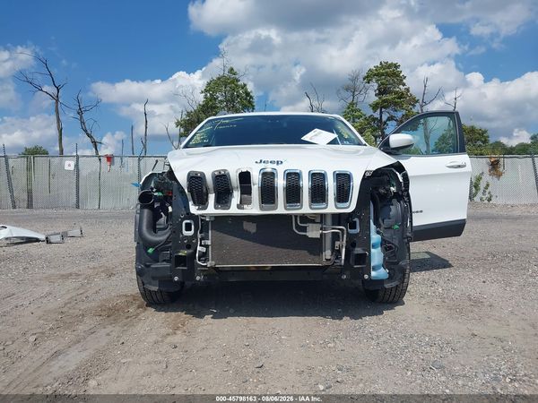 2018 JEEP CHEROKEE LATITUDE PLUS 4X4