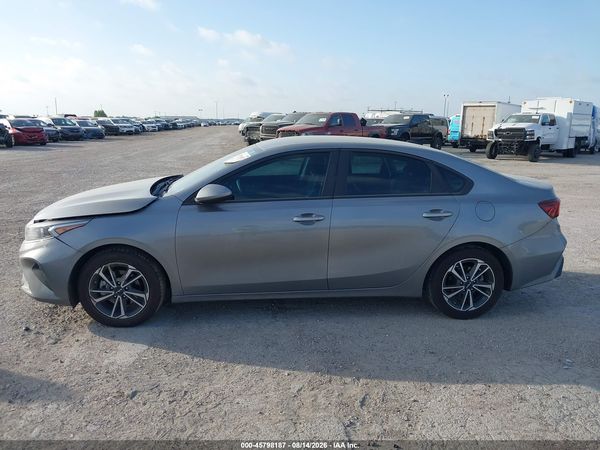 2022 KIA FORTE LXS
