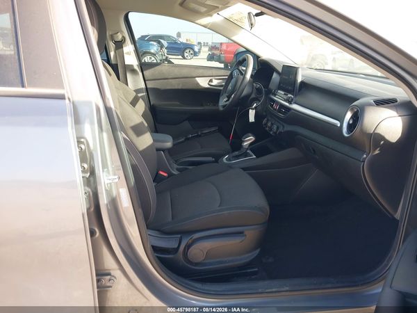2022 KIA FORTE LXS