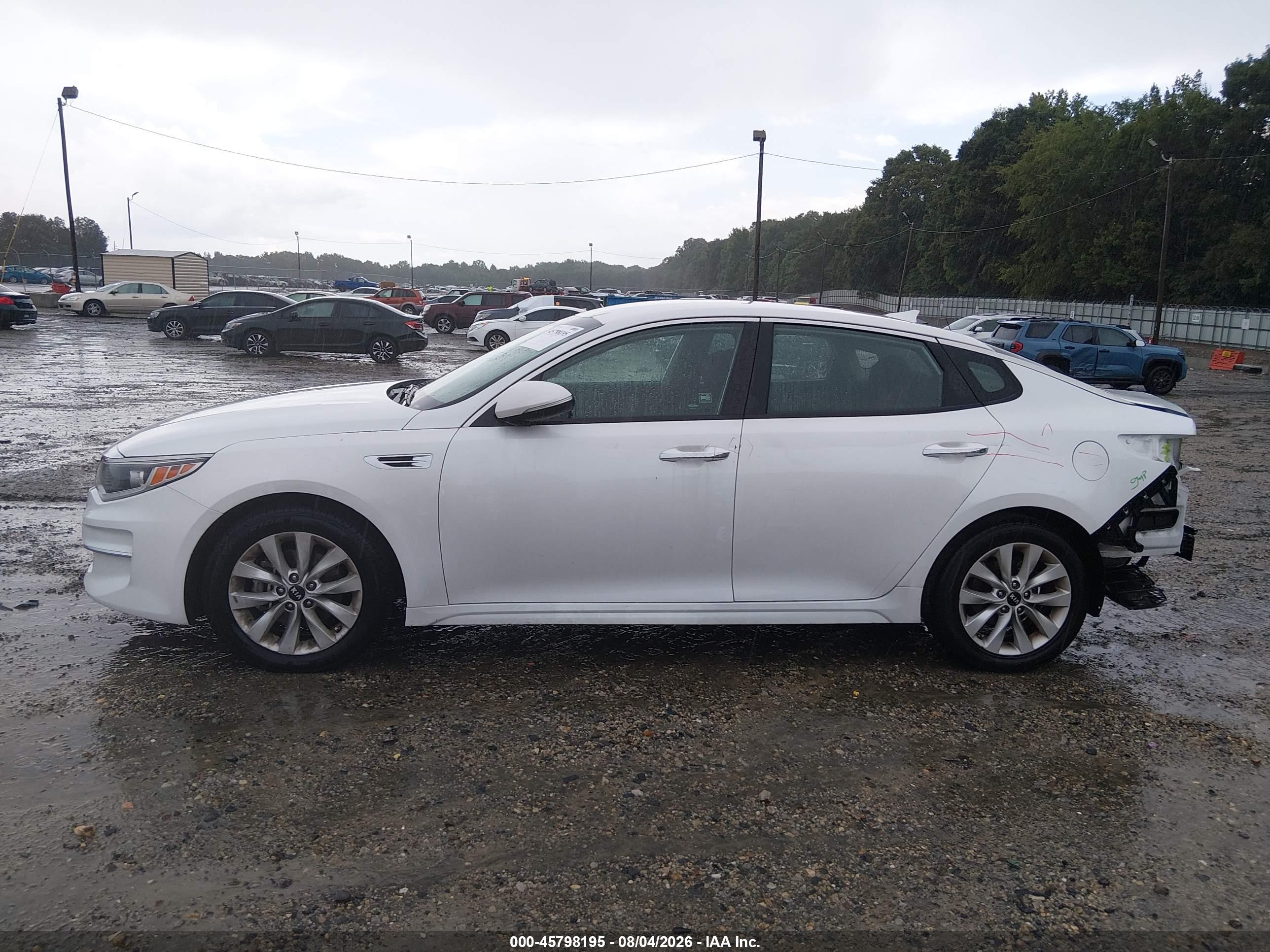 2018 KIA OPTIMA LX