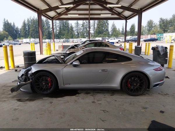2019 PORSCHE 911