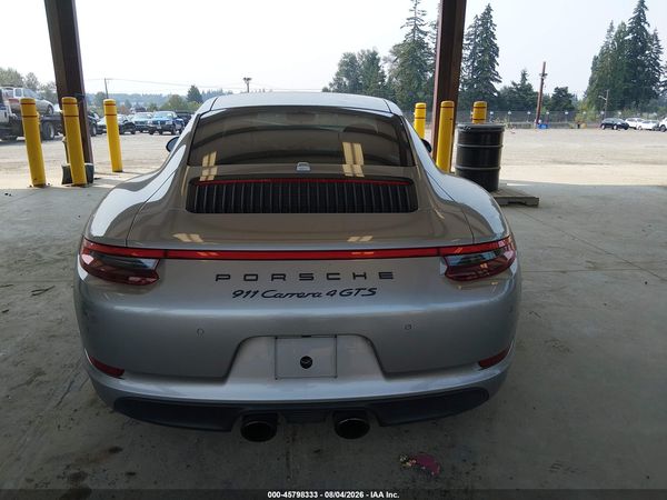 2019 PORSCHE 911