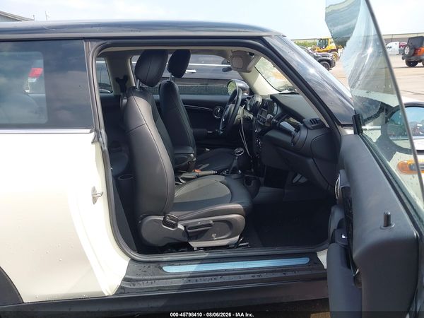 2016 MINI HARDTOP COOPER